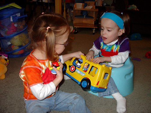 [2007.03.09Playing2.jpg]