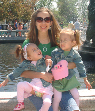 [2007.05.15GirlsatZoo.jpg]