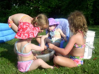 [2006.05.29MakingMudSoup.jpg]