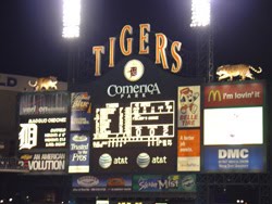 [2006.09.26TigersSign.jpg]