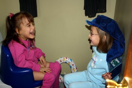 [2010.02.03SillyPottyPics1.jpg]