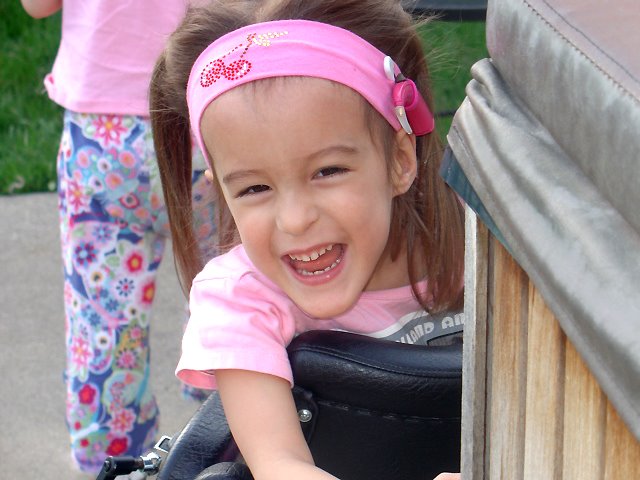 [2008.04.17EdenSurprise.jpg]