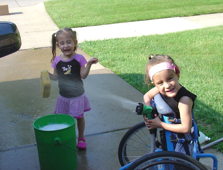 [2008.07.01WashingCar3.jpg]