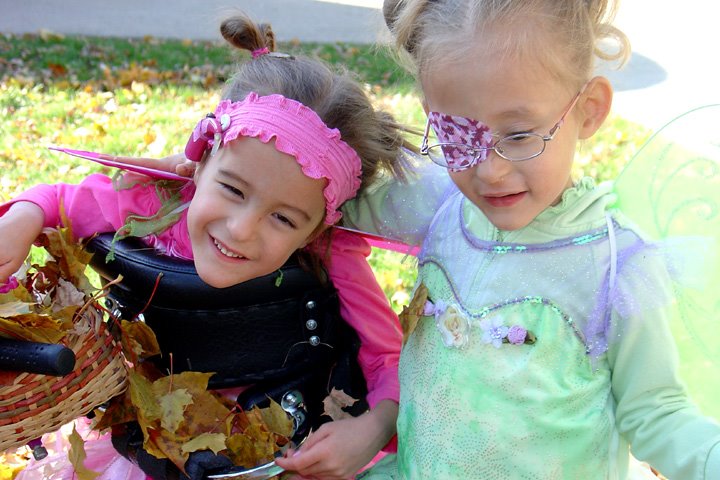 [2008.10.31HalloweenFairies1.jpg]