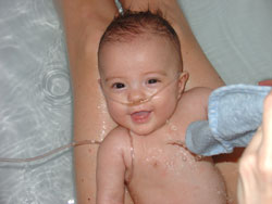 [2005.2.19EdieFirstBathwithMommy.jpg]