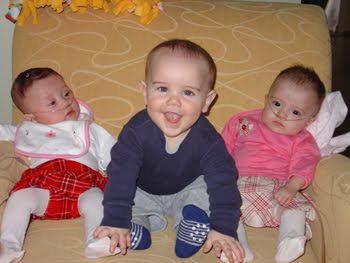 [2005.4.2HollandEdenAidan.jpg]