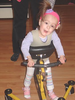 [2007.01.11EdenPonyWalker1.jpg]