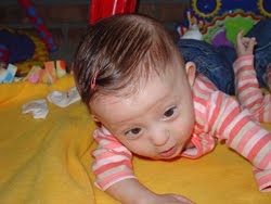 [2005.05.02HollandHeadUp.jpg]