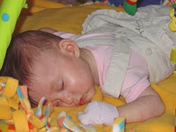 [2005.05.26HollandAsleeponFloor.jpg]