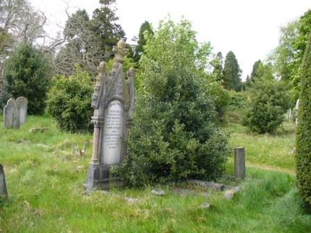 [Overgrown+gravestone.JPG]