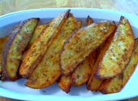  The fundamental is tossing the spices alongside the potatoes together with crude oil inwards a bowl together with and thence on to the pan Crusty Herb Potato Wedges