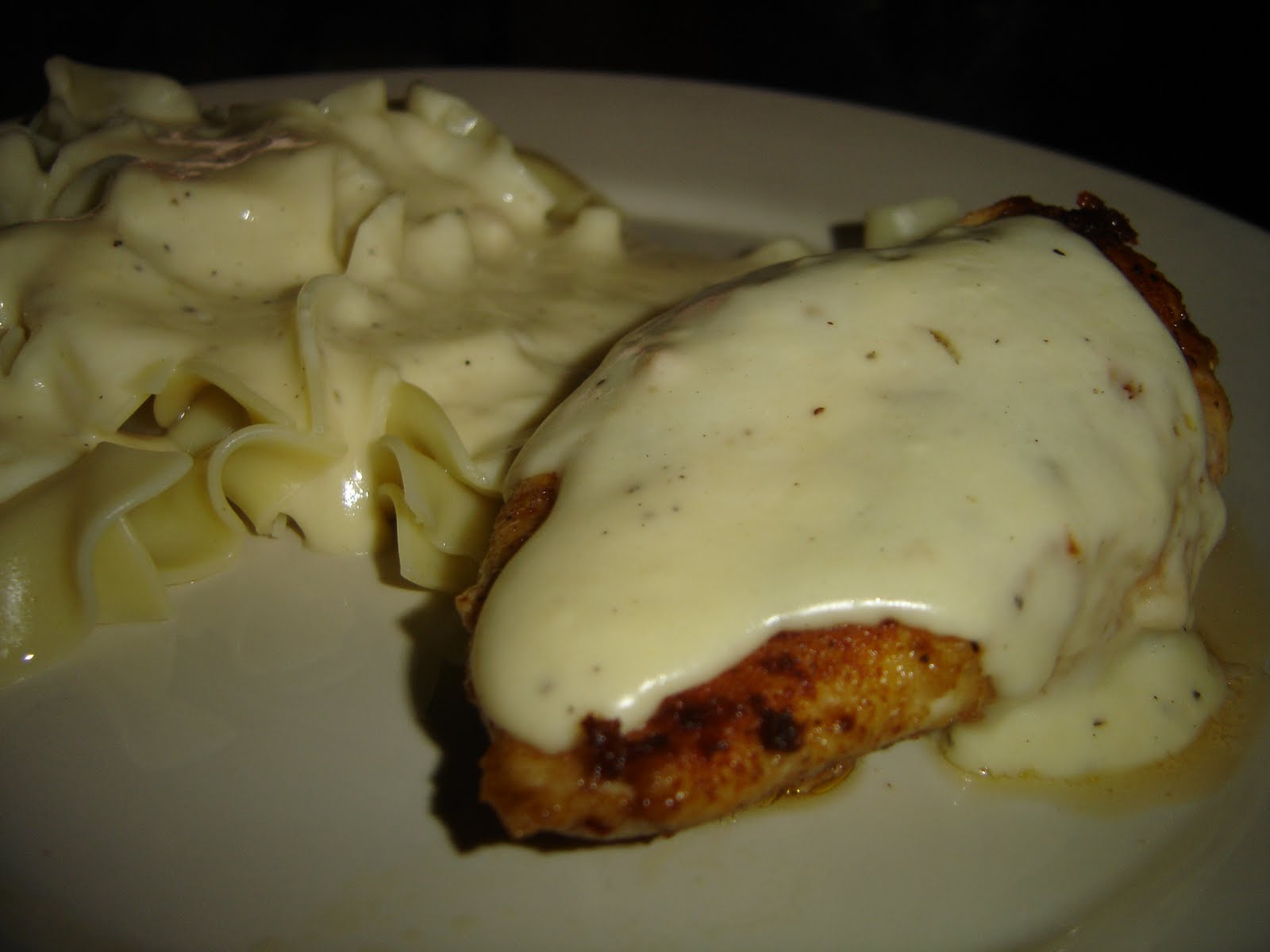 Elizabeth&amp;#39;s Cooking Experiments: Paprika Chicken with Sour Cream Gravy