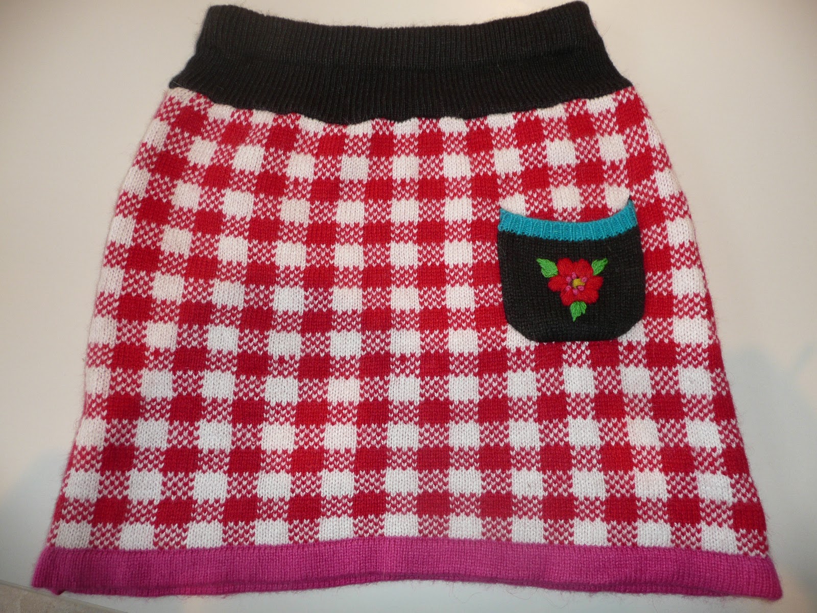 ASTRIDS CREATIES Fleece vestje completeerd Hema rokje