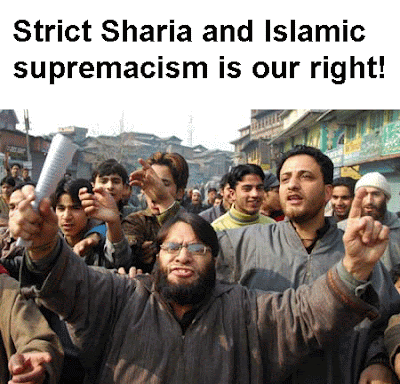 Muslim_Crowd-WEB.gif