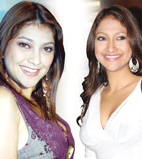 CLICK ON: Foto-foto hot sarah azhari