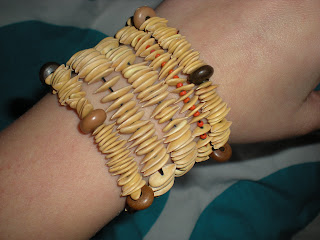 Kavun çekirdeğinden bilezik Kavun çekirdeğinden bilezik