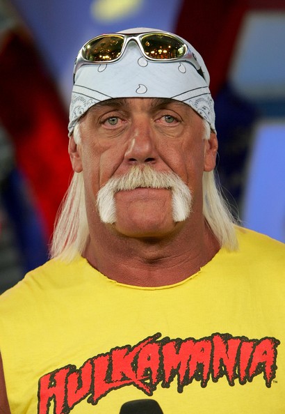What happened to Hulk Hogan - Is he Dead? | letmeget.com