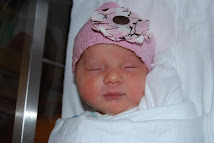 Evelyn - Newborn