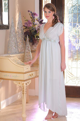 Womens in night dress,Women Night Dress: Night gown dress