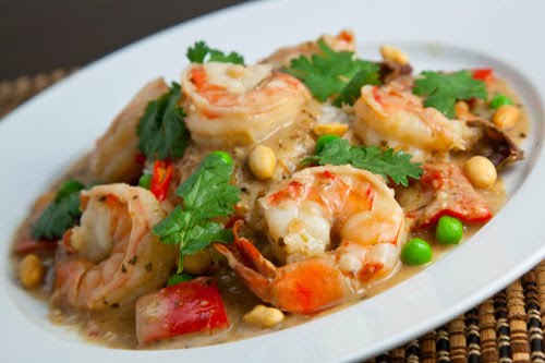 Panang Kung (Prawn Panang Curry) Panang Kung (Prawn Panang Curry)