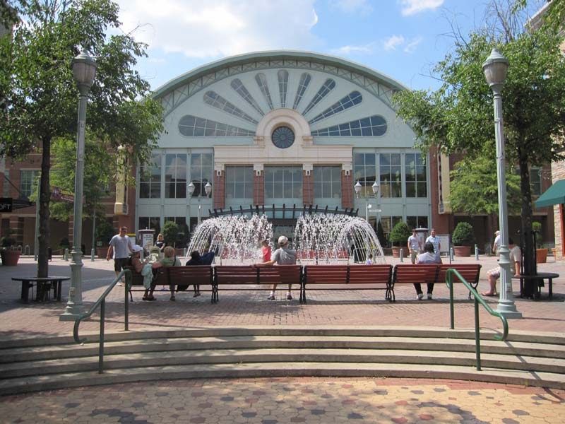 Sky City: Retail History: Lenox Square Mall: Atlanta, GA