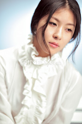 Ha-Ji-Won-1.jpg