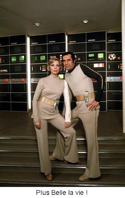 LACN vous ouvre les portes du grenier et vous fait découvrir Barbara Bain, égérie de Cosmos 1999 LACN vous ouvre les portes du grenier et vous fait découvrir Barbara Bain, égérie de Cosmos 1999