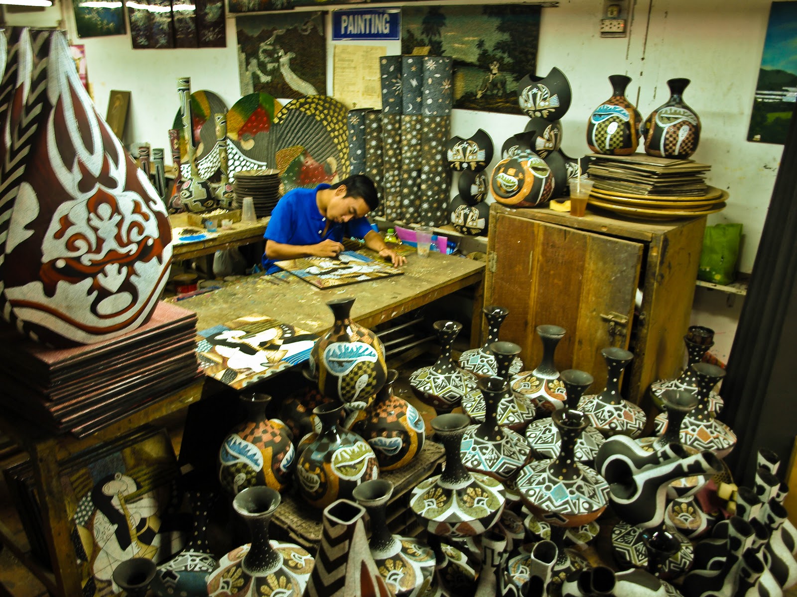 Love And Yellow Ladybugs Ceramics Factory