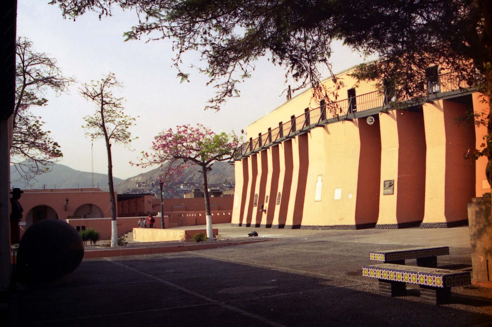 Del toro al infinito: Lima: ¡Feliz aniversario a la Plaza de Acho! 248 ...