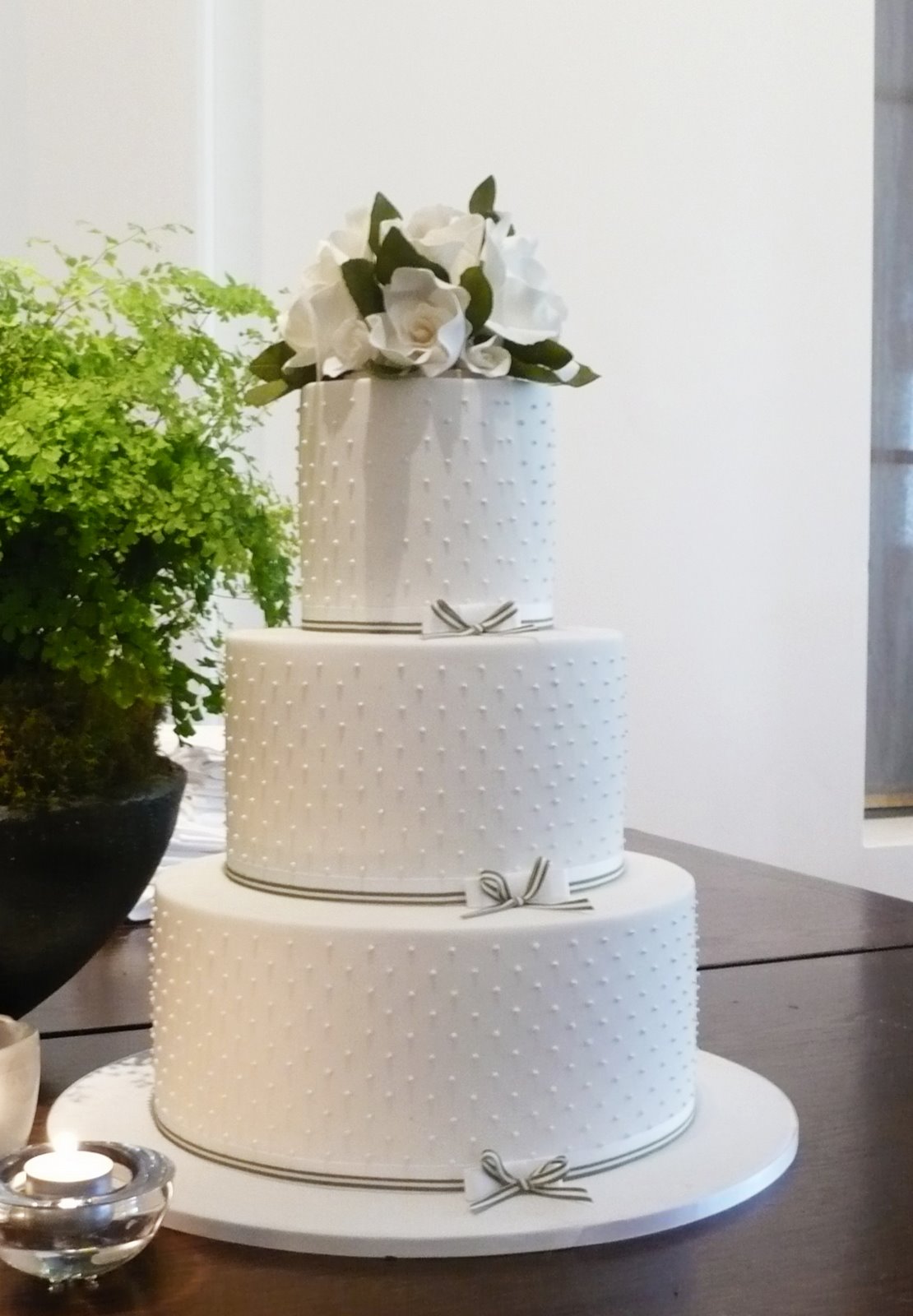 [EstRestaurant5.jpg]