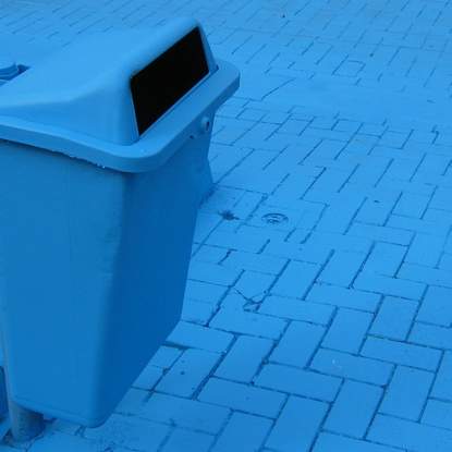 [urban_river_011.jpg]