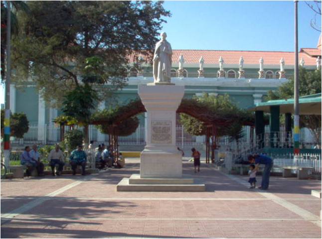 PiUrtOuR MONUMENTO DE BLAS DE ATIENZA