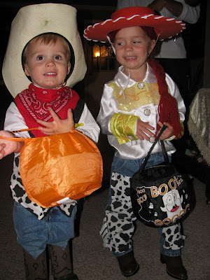 Kelley Crew: Halloween Costumes - What to Wear?