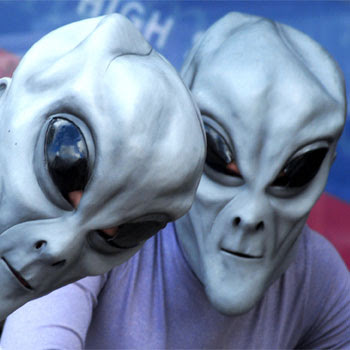 Cvlt nation’s favorite tumblr right now: daily giger Suburban spaceman: NASA Experimental Rocket Sparks a Flood of Alien UFO Calls