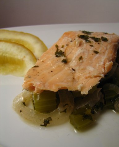 [Salmão_com_limão_aipo.jpg]