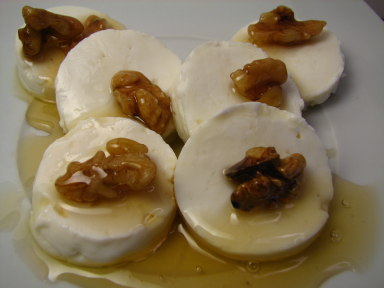 [Queijo_fresco_com_mel_2.jpg]