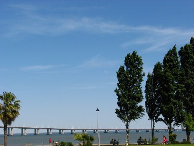 [Parque_das_Naçoes.jpg]