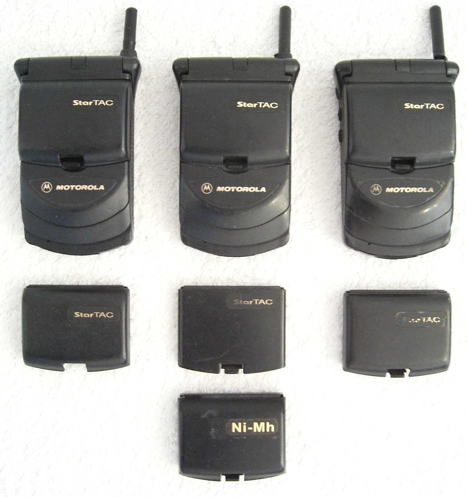 TUTTISFRUTTI: MOTOROLA StarTAC x 3
