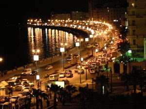 مشهد ليلي من مدينة الإسكندرية