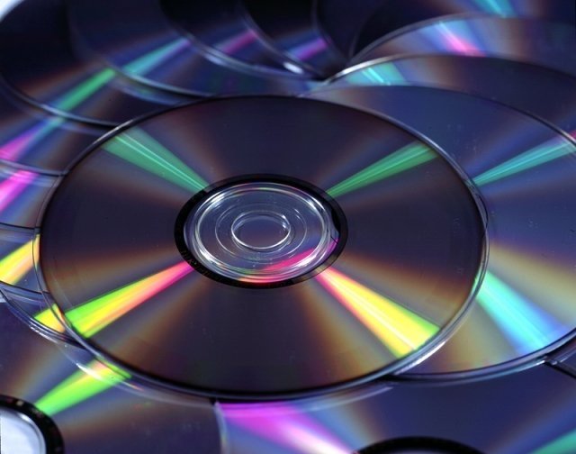 [cdrom.JPG]