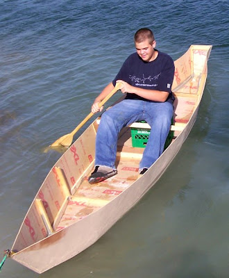 The Rasch Outdoor Chronicles: The Homemade Pirogue: It's on the Water!