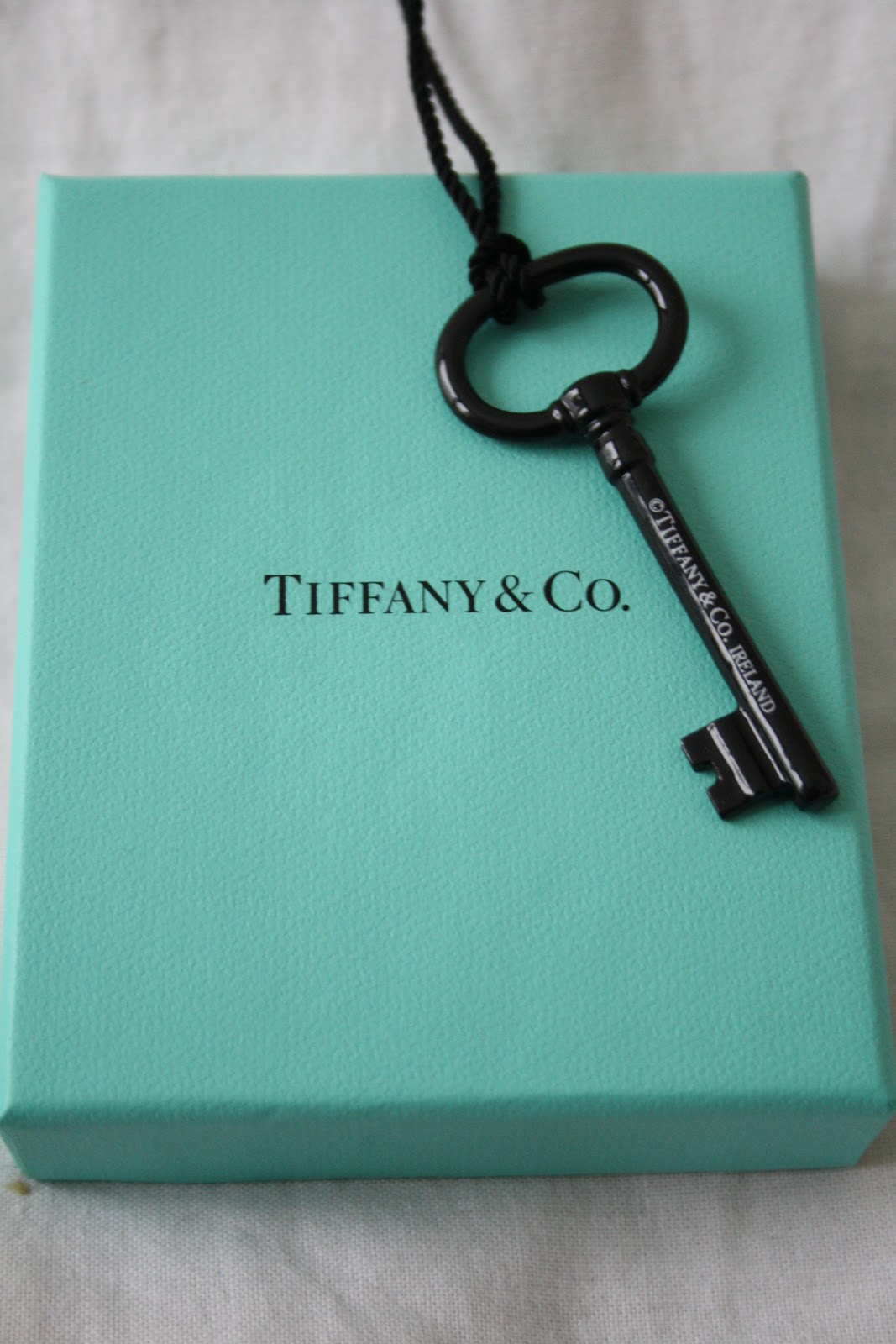 YOUniform: Tiffany gift-form