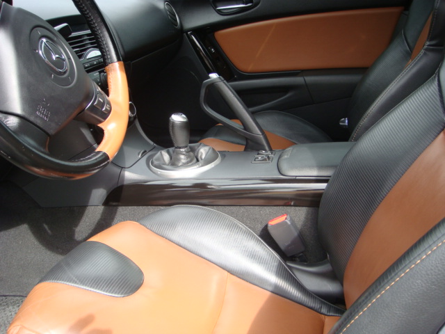 [interior.jpg]