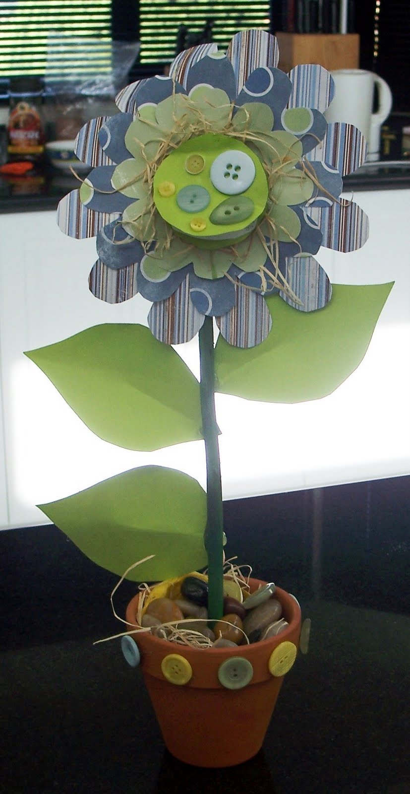 Kids Love Craft: Mother's Day Flower