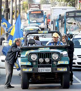 [871252-4200-it2.jpg]