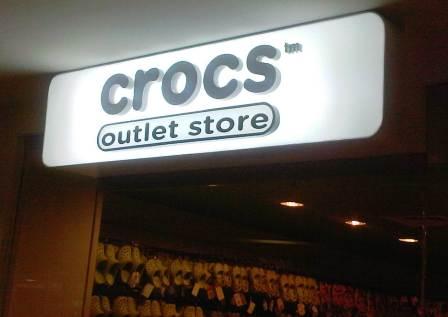 What Stores Carry Crocs Shoes What Stores Carry Crocs Shoes