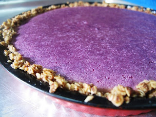 Purple sweet potato pie with easy oats crust from Foodiva