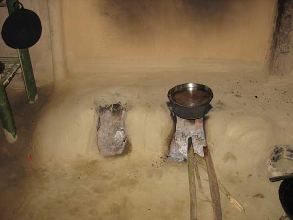 A typical Assamese fire place (Juhaal)