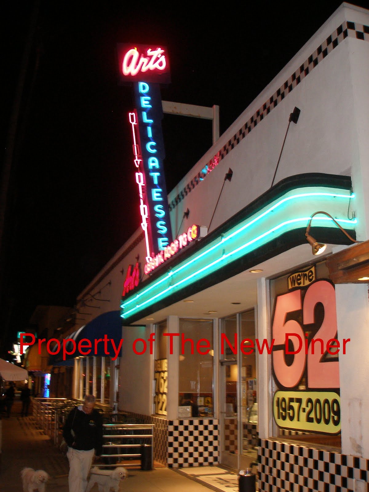 The New Diner Art's Delicatessen & Restaurant