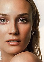 BOLLYWOOD ACTRESS NIPPLESLIP: Diane Kruger nipple slip